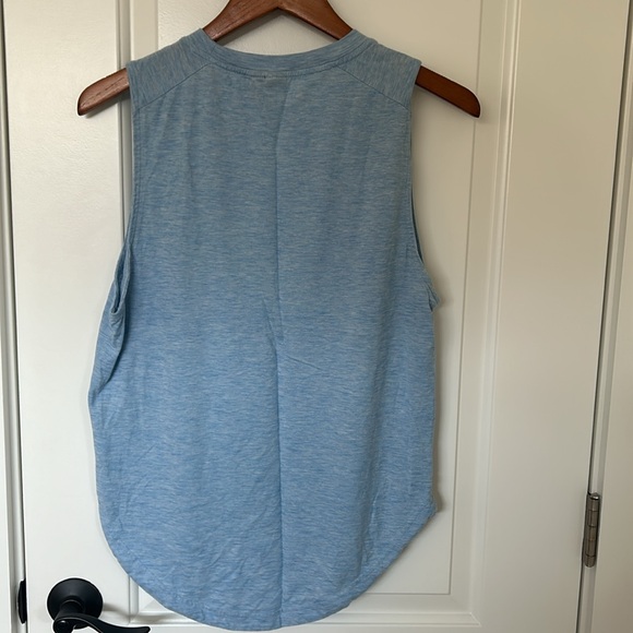 Adidas muscle tee - Picture 4 of 5